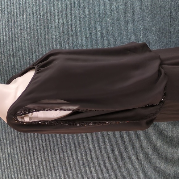 Scarlett Nite Sleeveless Cocktail Evening Dress With Beaded Detail - Picture 2 of 13